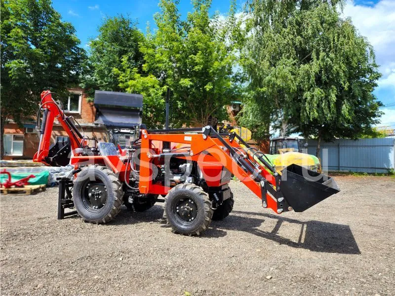 Экскаваторно-погрузочный комплекс на базе Минитрактора Уралец-224 (4×4)